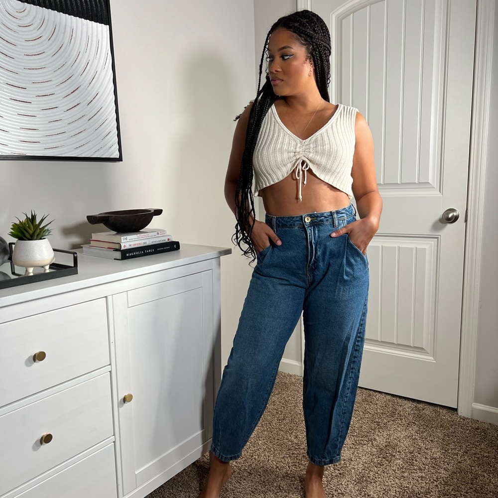 ZARA trendy loose fit tailored jeans